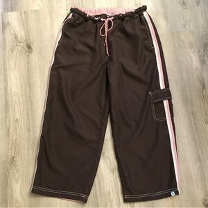 Chic Brown and Pink Capris with Sporty Side Stripes